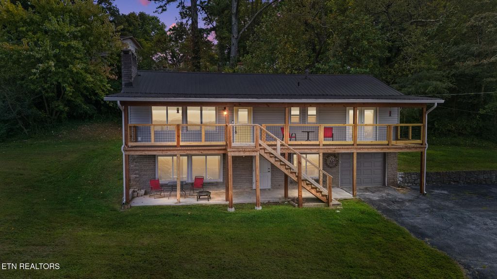 Photo of 535 River Rd, Loudon, TN 37774 (MLS # 1315937)
