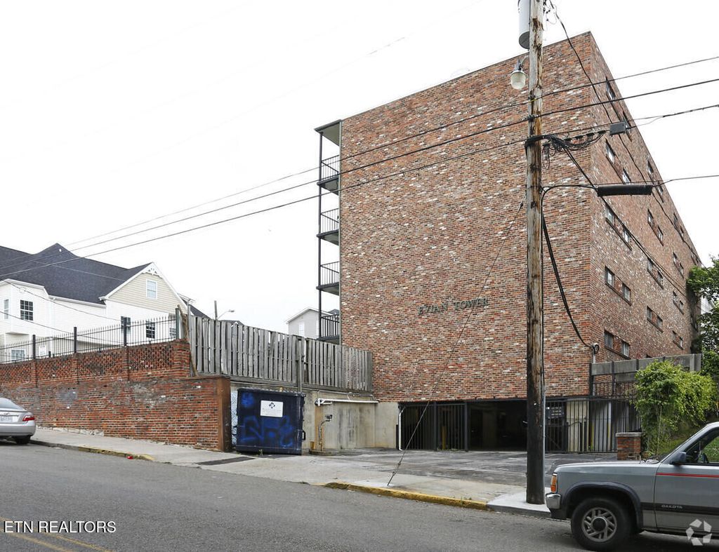 Photo of 510 Fourteenth Street St #305, Knoxville, TN 37916 (MLS # 1311783)