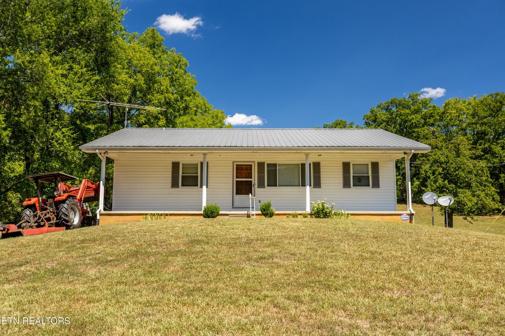 Photo of 3865 Ballplay Rd, Tellico Plains, TN 37385 (MLS # 1288494)