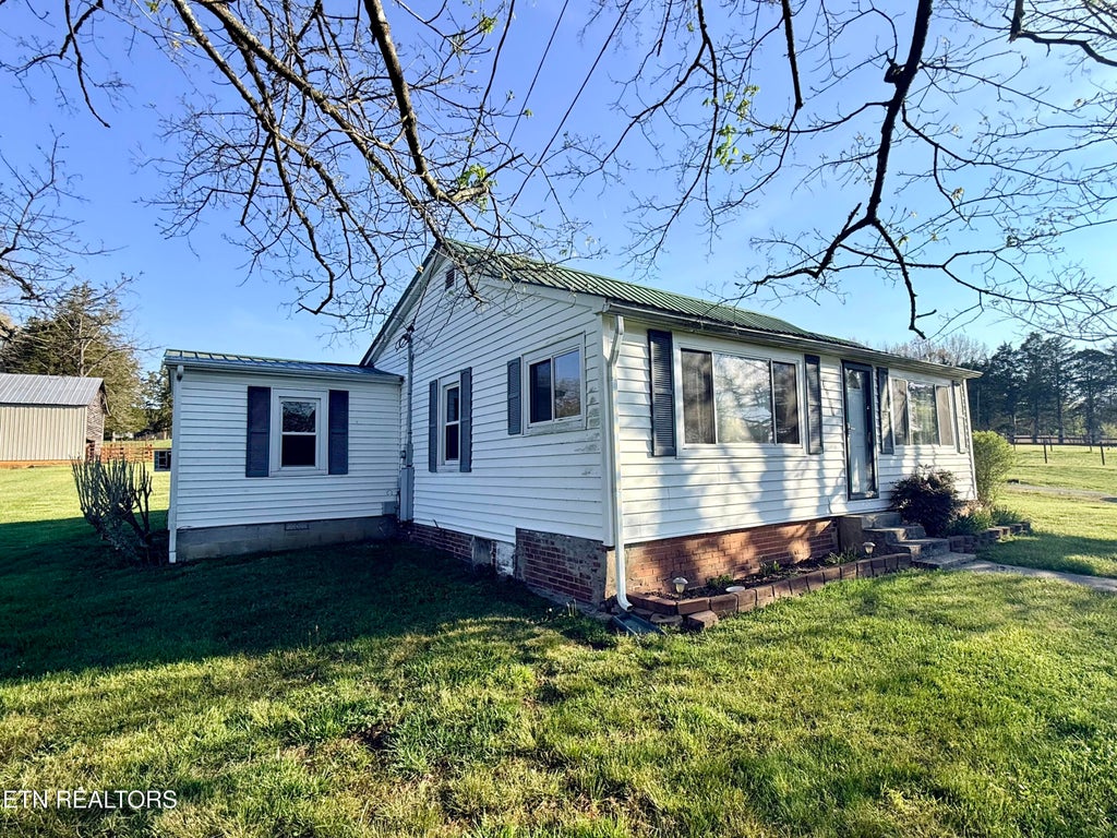 Photo of 8259 Corryton Luttrell Rd, Plainview, TN 37721 (MLS # 1351611)