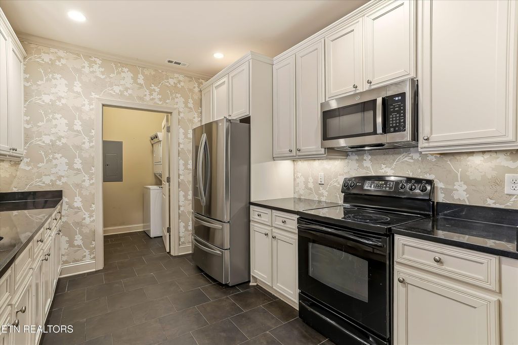 Photo of 329 Centennial Bluff Blvd, Oak Ridge, TN 37830 (MLS # 1316400)