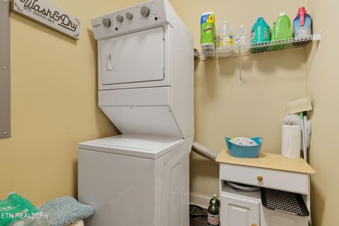 Tiny photo for 329 Centennial Bluff Blvd #329, Oak Ridge, TN 37830 (MLS # 1316400)