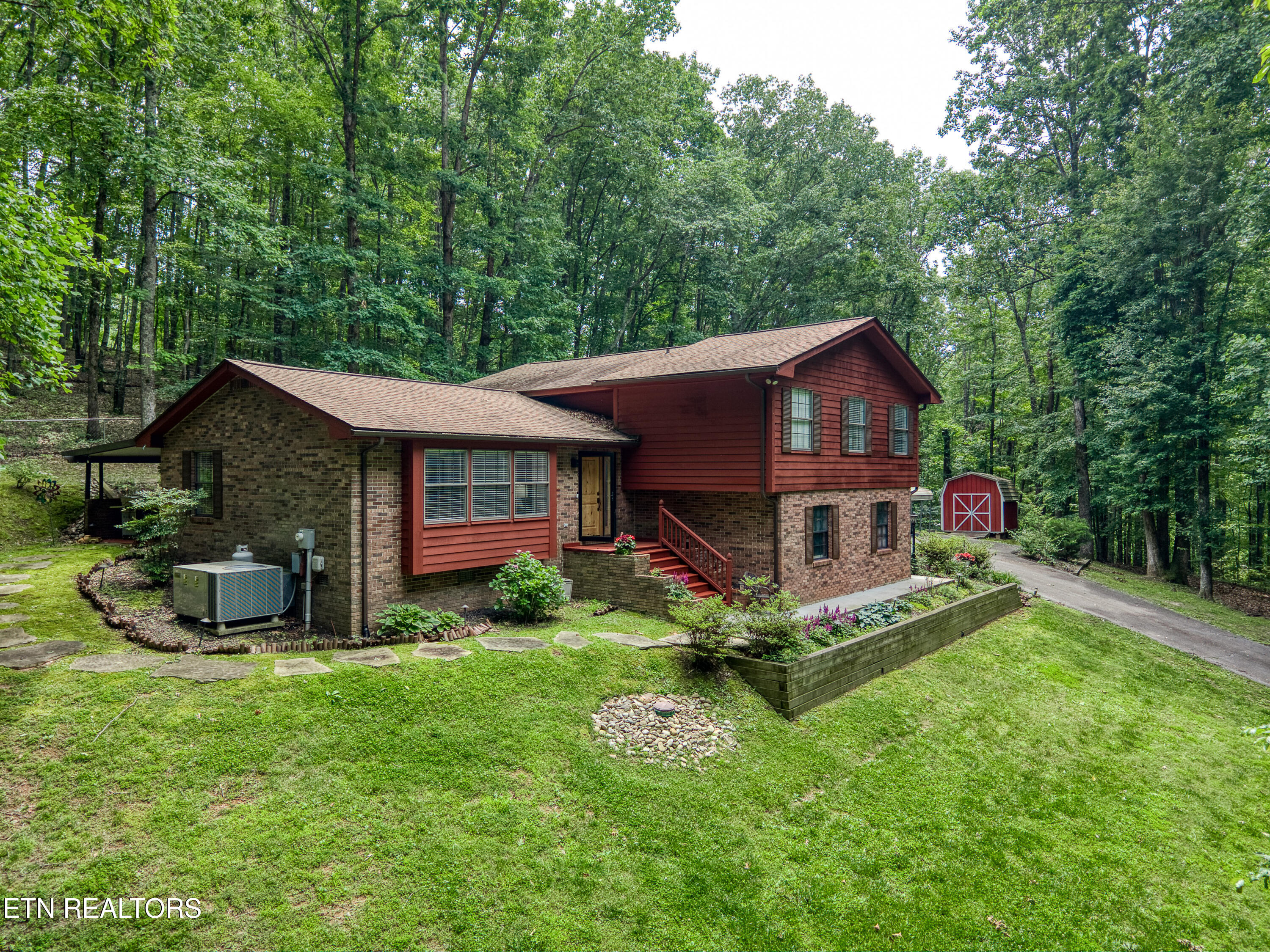 130 Pleasantview Drive