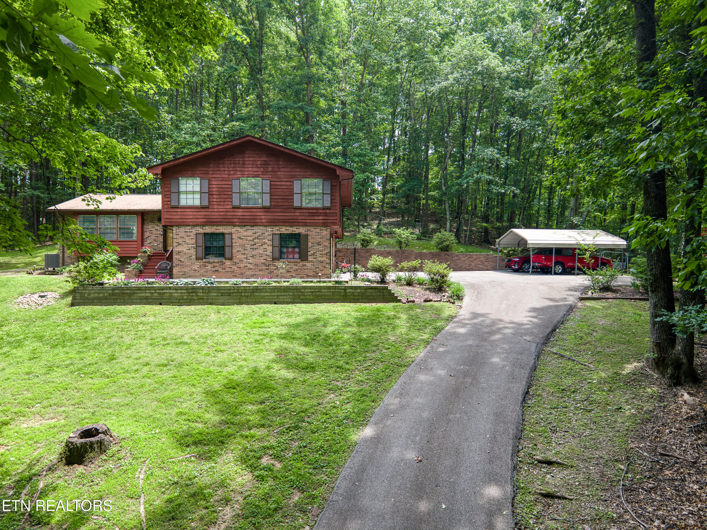 130 Pleasantview Drive