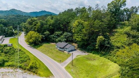 Tiny photo for 524 Pine Mountain Rd, Pigeon Forge, TN 37863 (MLS # 1350168)