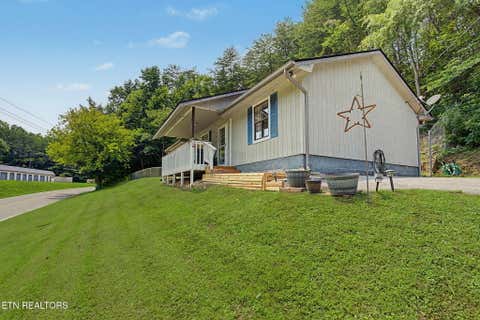 Photo of 524 Pine Mountain Rd, Pigeon Forge, TN 37863 (MLS # 1350168)