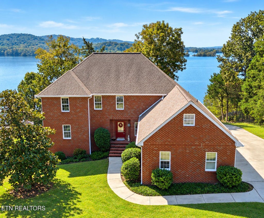 Photo of 197 Hartford Village Way, Kingston, TN 37763 (MLS # 1358209)