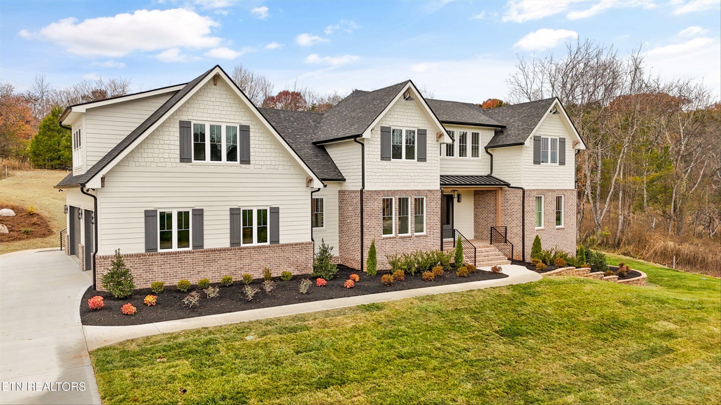 3817 Lakeside Estates Way