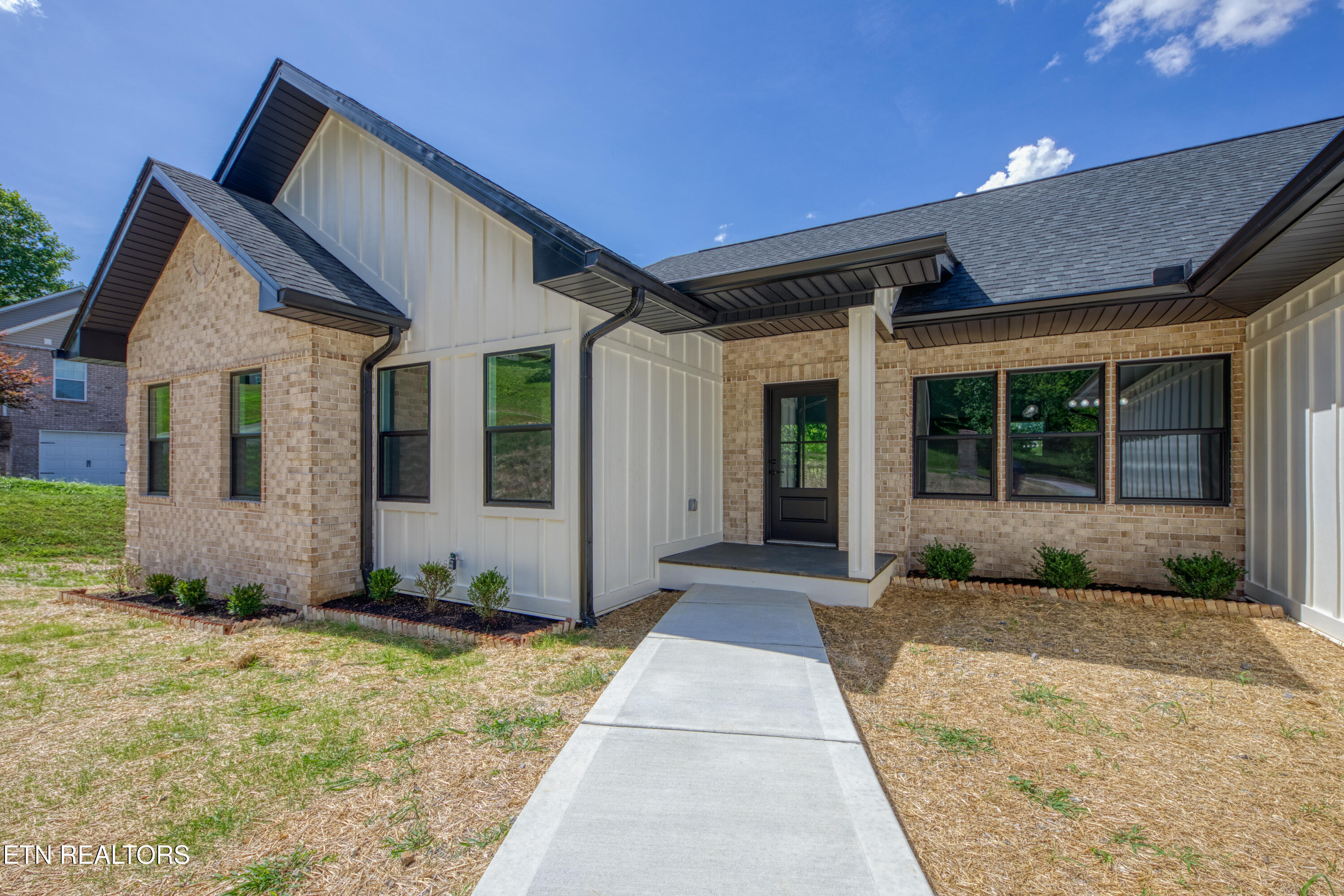 3224 Sandpiper Court