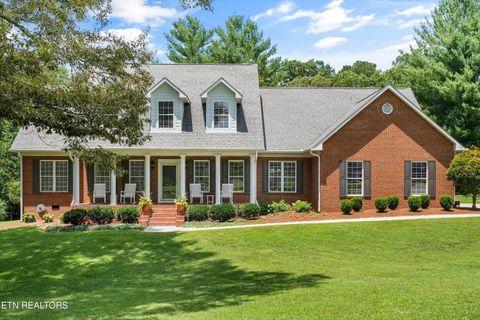 Photo of 2039 Chasewood Lane, Maryville, TN 37803 (MLS # 1347873)