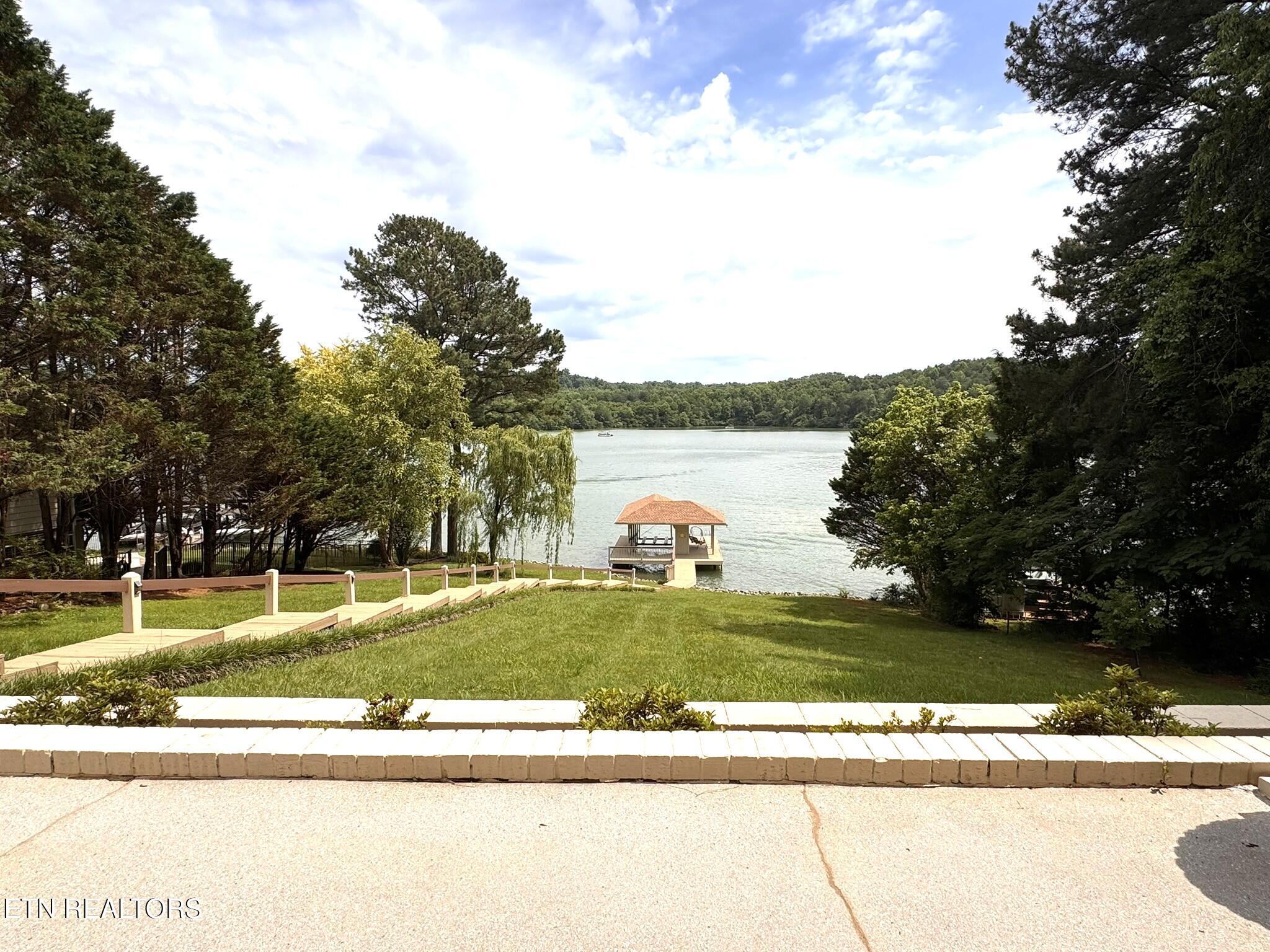 332 Southshore Drive