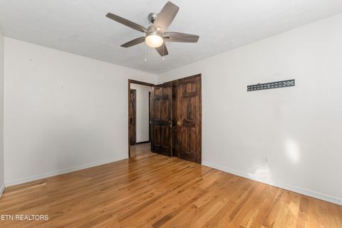 Tiny photo for 664 Oxford Rd, Jefferson City, TN 37760 (MLS # 1317094)