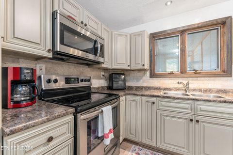 Tiny photo for 664 Oxford Rd, Jefferson City, TN 37760 (MLS # 1317094)