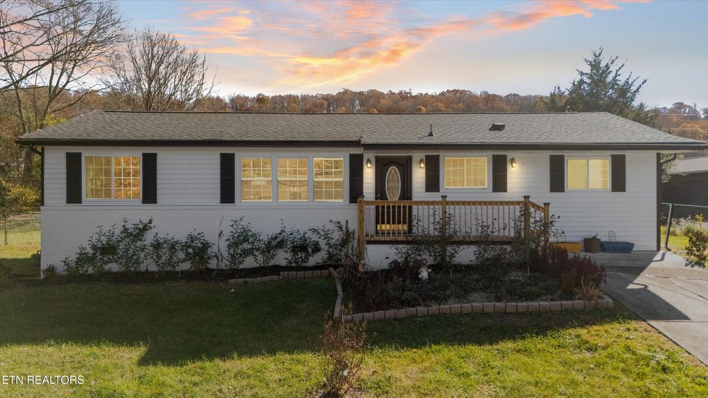 Photo of 4316 Felty Drive, Knoxville, TN 37918 (MLS # 1322305)