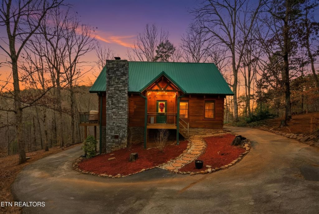 Photo of 2401 Coning Rd, Maryville, TN 37803 (MLS # 1326135)