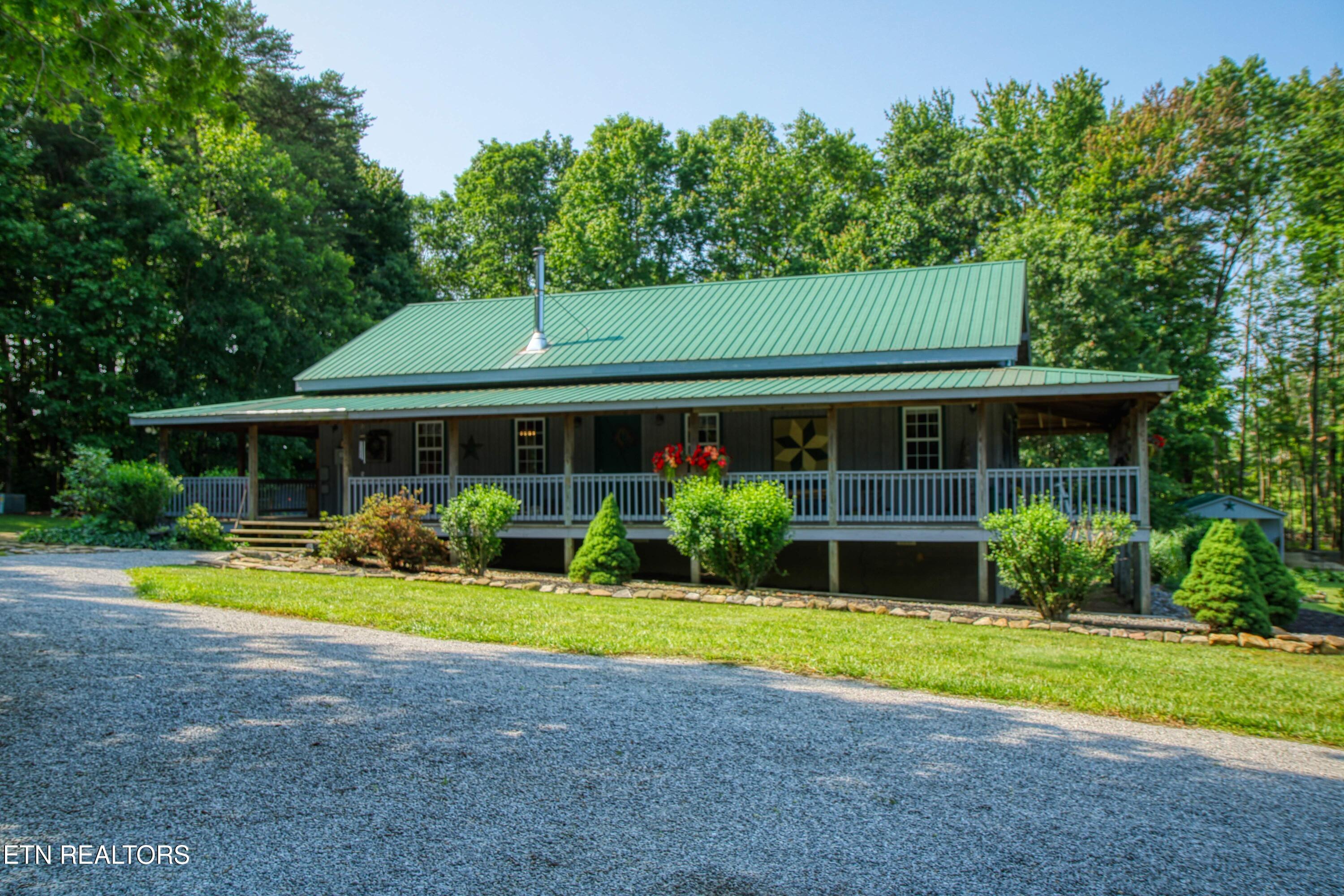 147 Akers Chapel