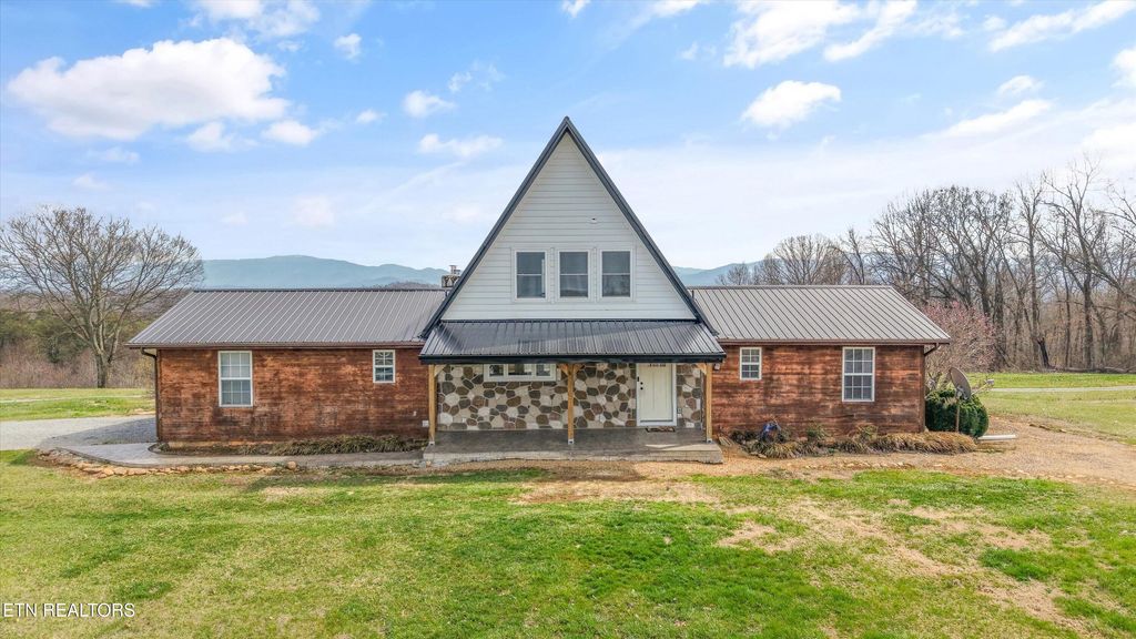 Photo of 680 Bright Hope Rd, Greeneville, TN 37743 (MLS # 1330988)