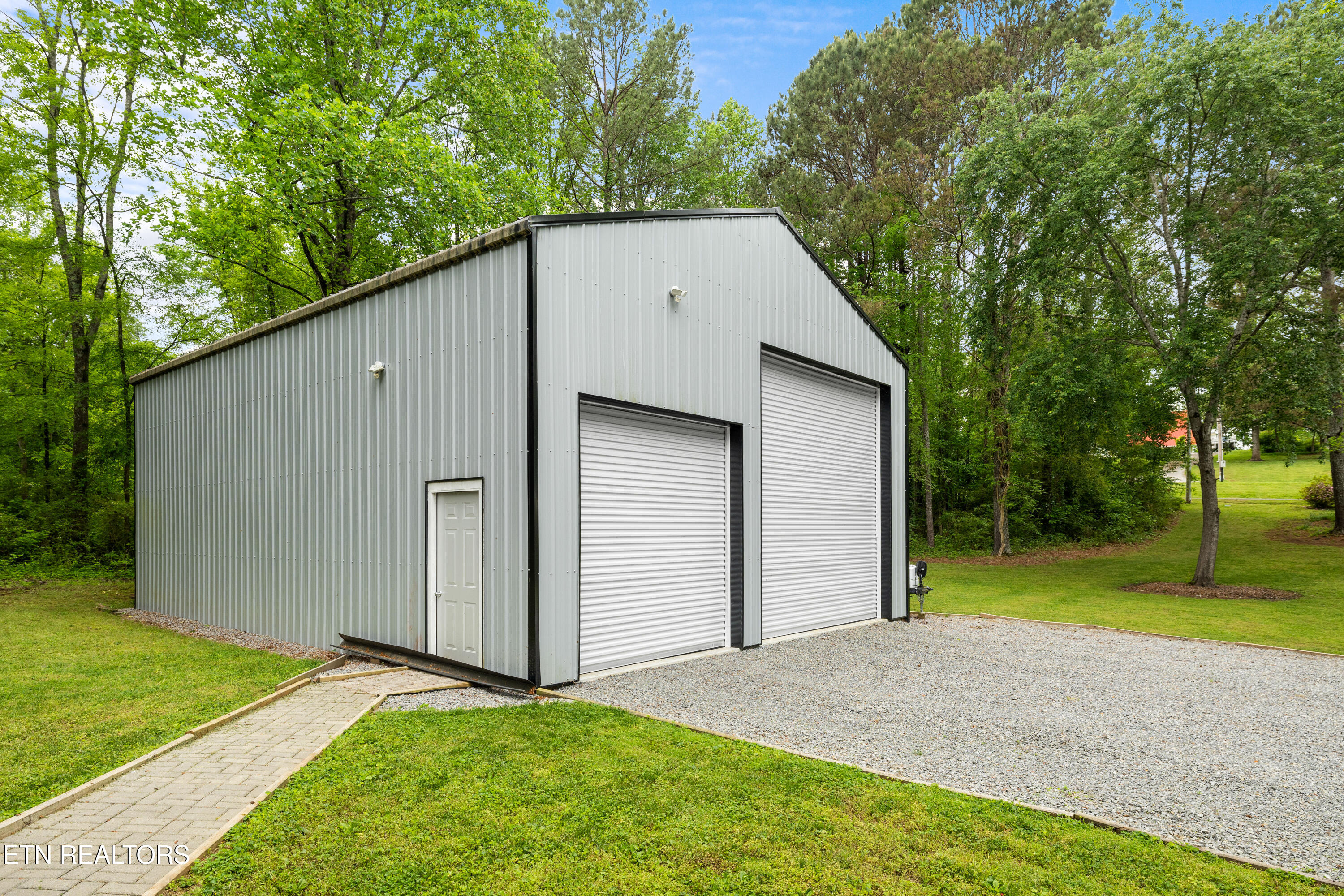 730 Lakehaven Circle