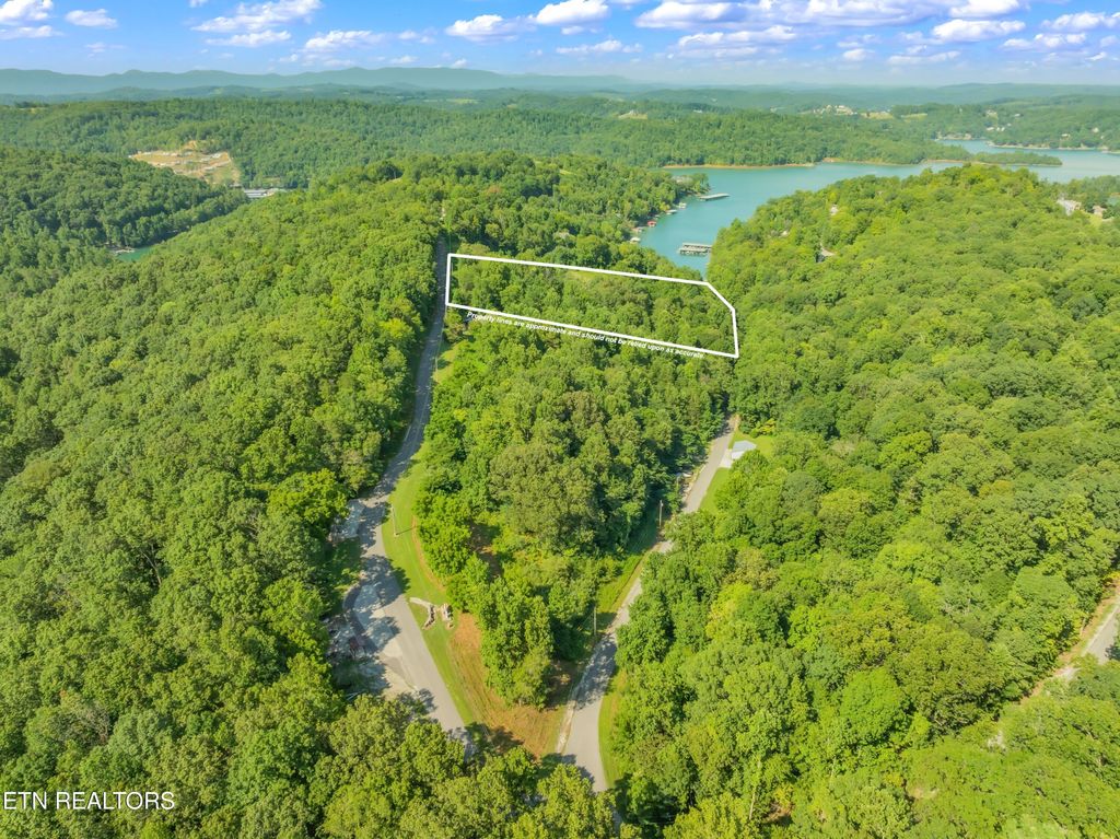 Photo of 6 Shanghai Landing Lane, LaFollette, TN 37766 (MLS # 1310634)