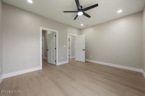 Tiny photo for 923 W Oak Hill Ave, Knoxville, TN 37921 (MLS # 1354640)