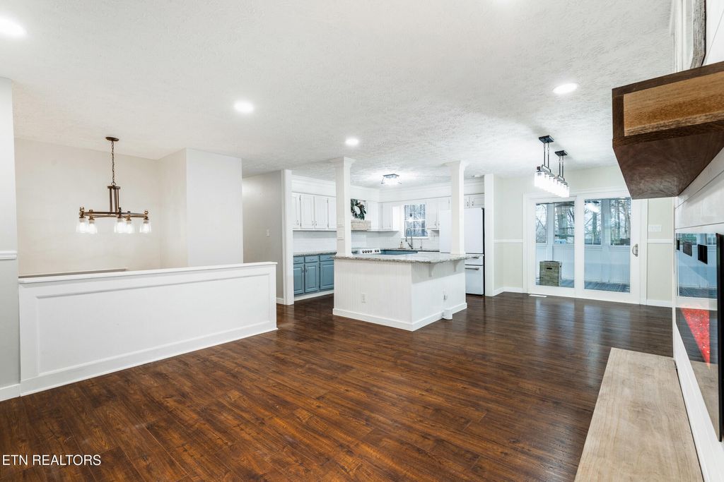 Photo of 10012 Bluegrass Rd, Knoxville, TN 37922 (MLS # 1332369)