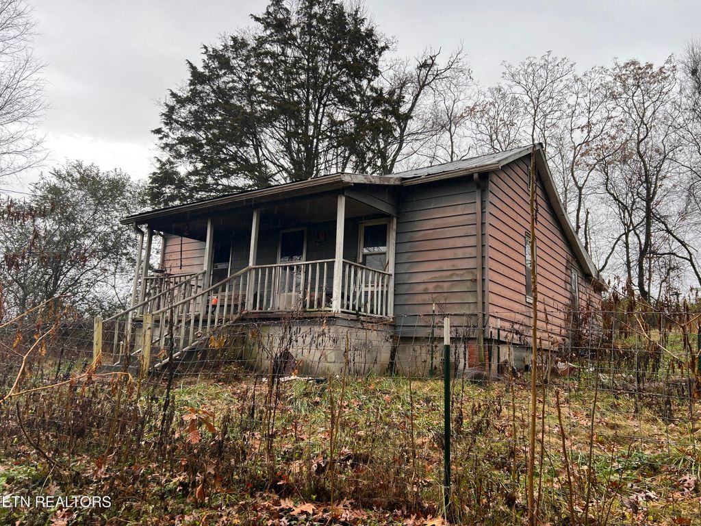 Photo of 147 J McCauley Rd, Sweetwater, TN 37874 (MLS # 1287230)