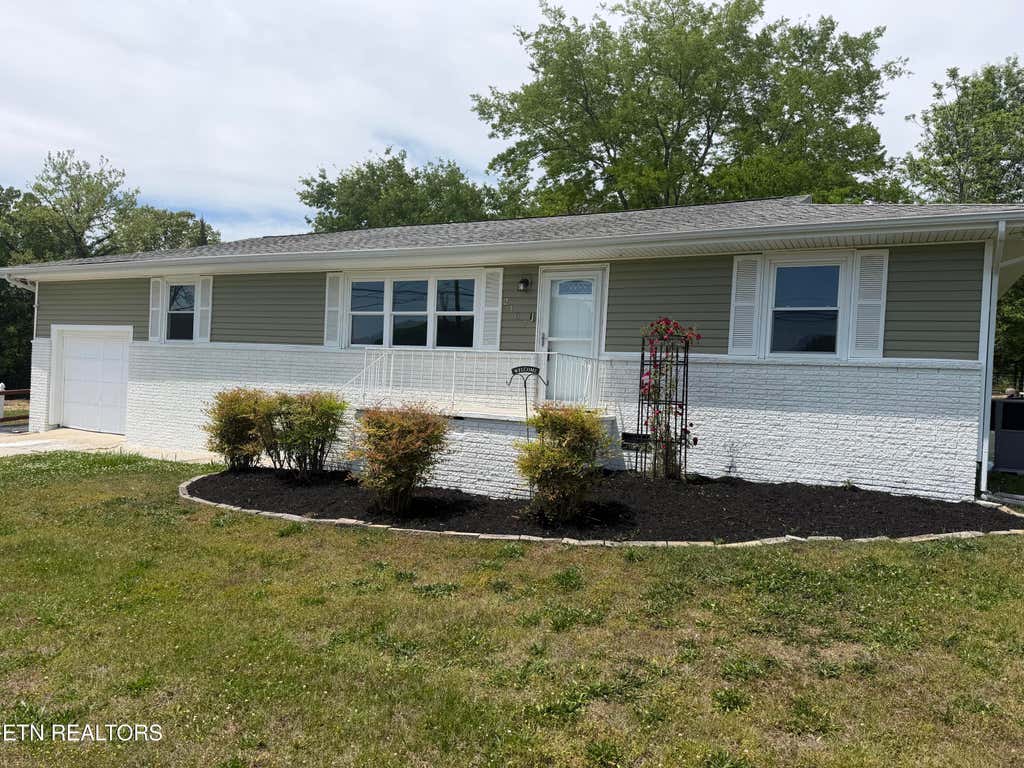 Photo of 2107 Tipton Station Rd, Knoxville, TN 37920 (MLS # 1350510)