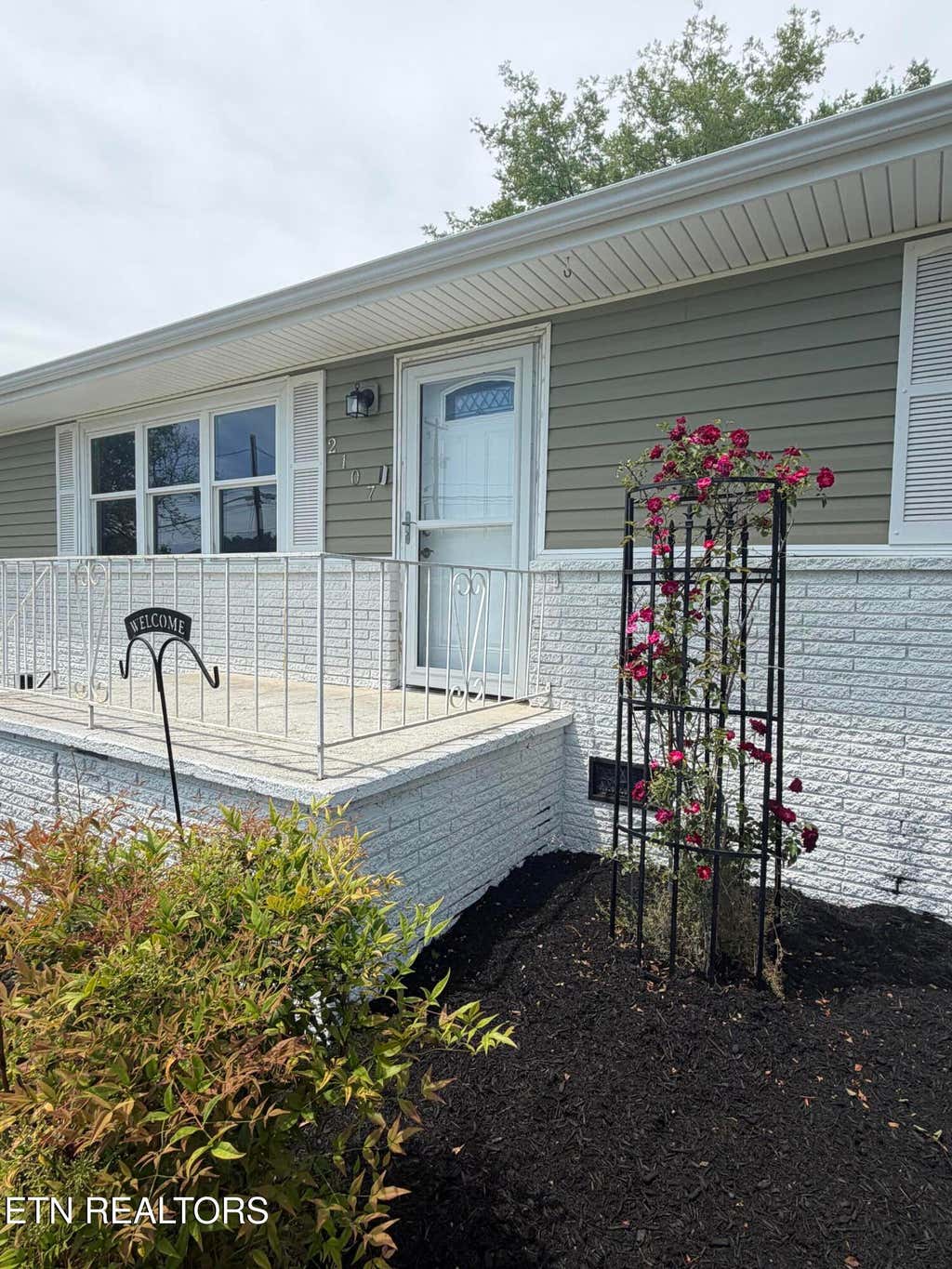 Photo of 2107 Tipton Station Rd, Knoxville, TN 37920 (MLS # 1350510)
