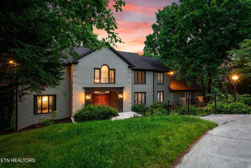 Photo of 11120 Crown Point Drive, Knoxville, TN 37934 (MLS # 1341230)