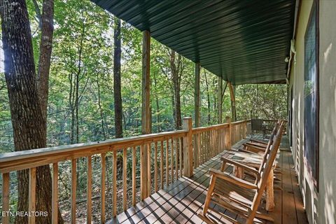 Tiny photo for 739 Stonegate Way, Townsend, TN 37882 (MLS # 1347697)