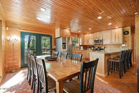 Tiny photo for 739 Stonegate Way, Townsend, TN 37882 (MLS # 1347697)