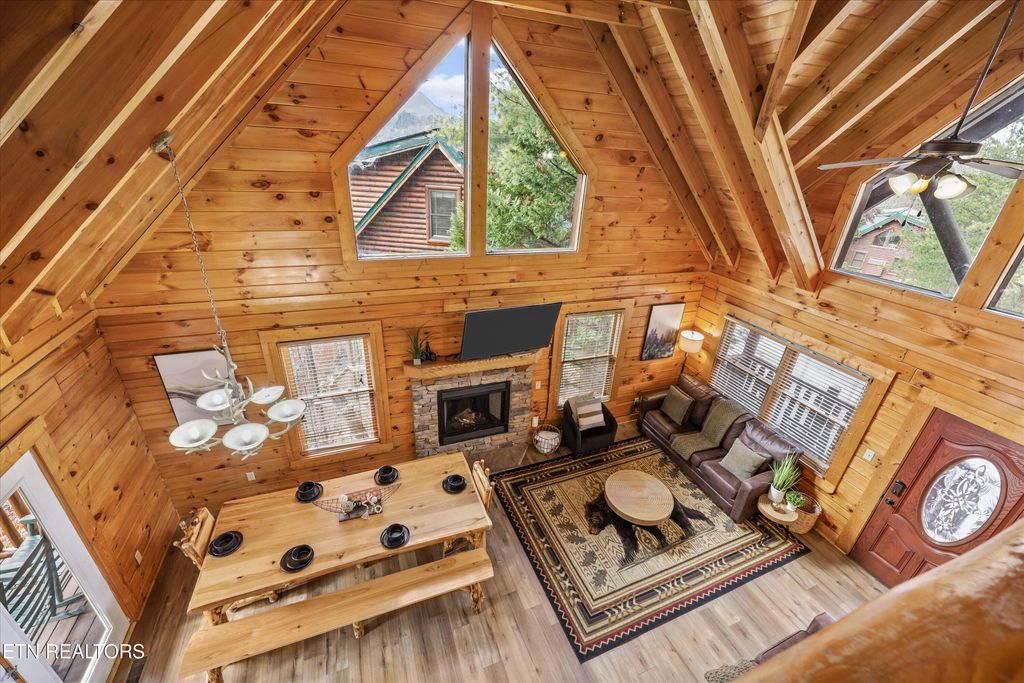 Photo of 2012 Bear Creek Way, Sevierville, TN 37862 (MLS # 1328134)