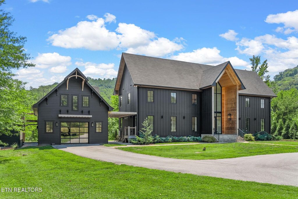 Photo of 84 Judd Lane, Lancaster, TN 38569 (MLS # 1338155)