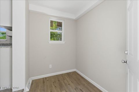 Tiny photo for 210 Clark Ave, Harriman, TN 37748 (MLS # 1342788)