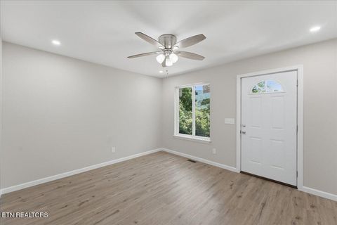 Tiny photo for 210 Clark Ave, Harriman, TN 37748 (MLS # 1342788)