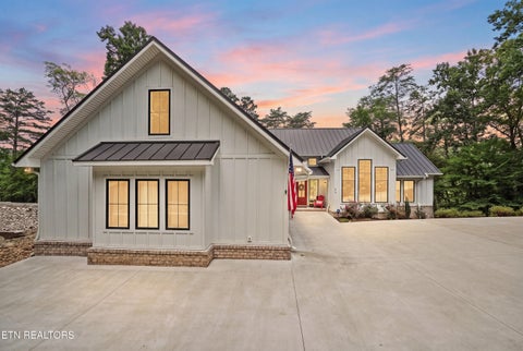 Photo of 615 The Battery, Kingston, TN 37763 (MLS # 1346581)