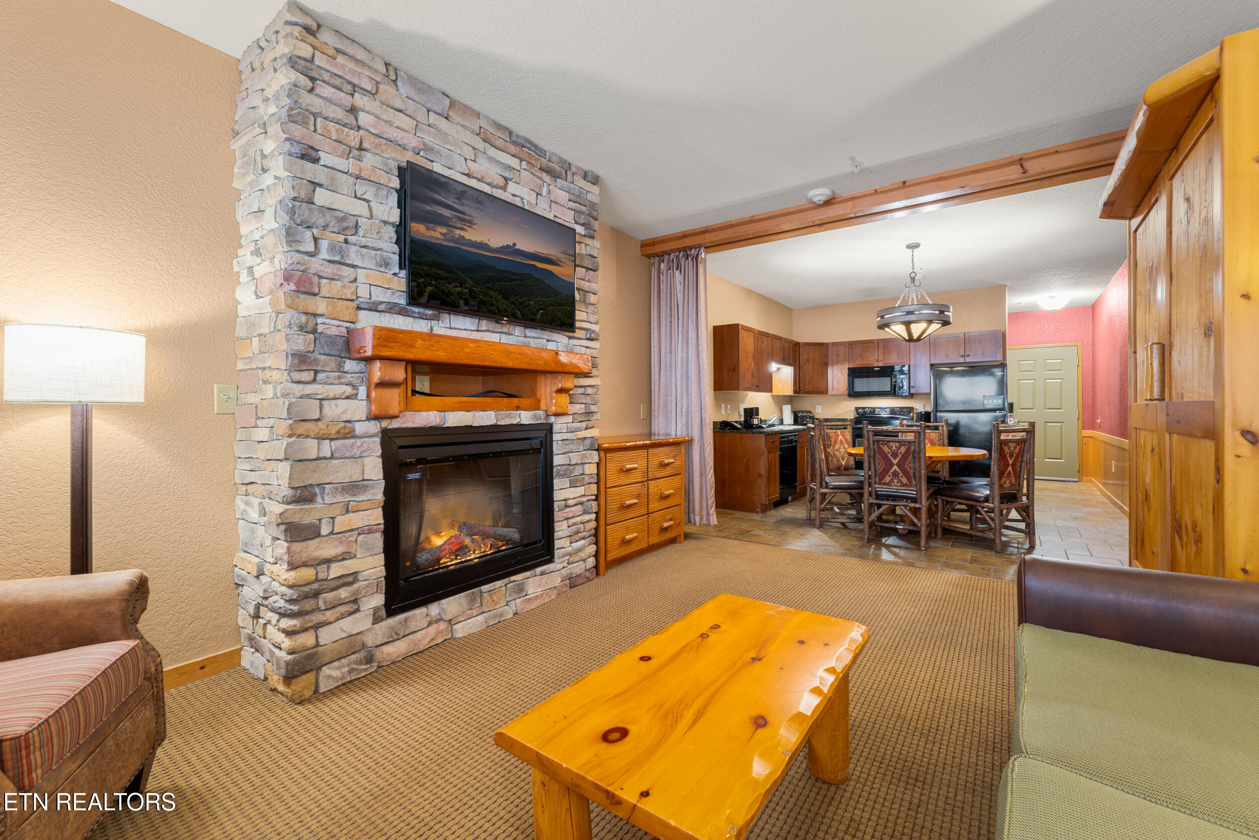 1424 Old Knoxville Unit 13071,73,75 Hwy