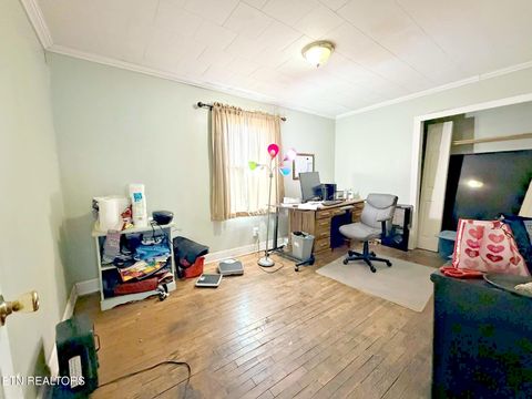 Tiny photo for 511 Lenoir Street St, Sweetwater, TN 37874 (MLS # 1327994)