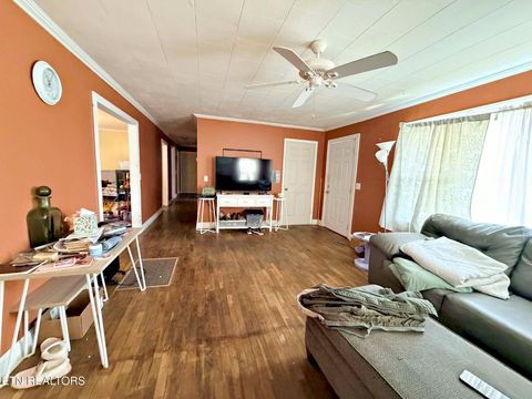 Tiny photo for 511 Lenoir Street St, Sweetwater, TN 37874 (MLS # 1327994)