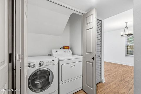 Tiny photo for 915 Claybrook Court, Knoxville, TN 37923 (MLS # 1329136)