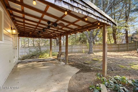 Tiny photo for 915 Claybrook Court, Knoxville, TN 37923 (MLS # 1329136)