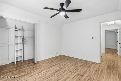 Tiny photo for 915 Claybrook Court, Knoxville, TN 37923 (MLS # 1329136)