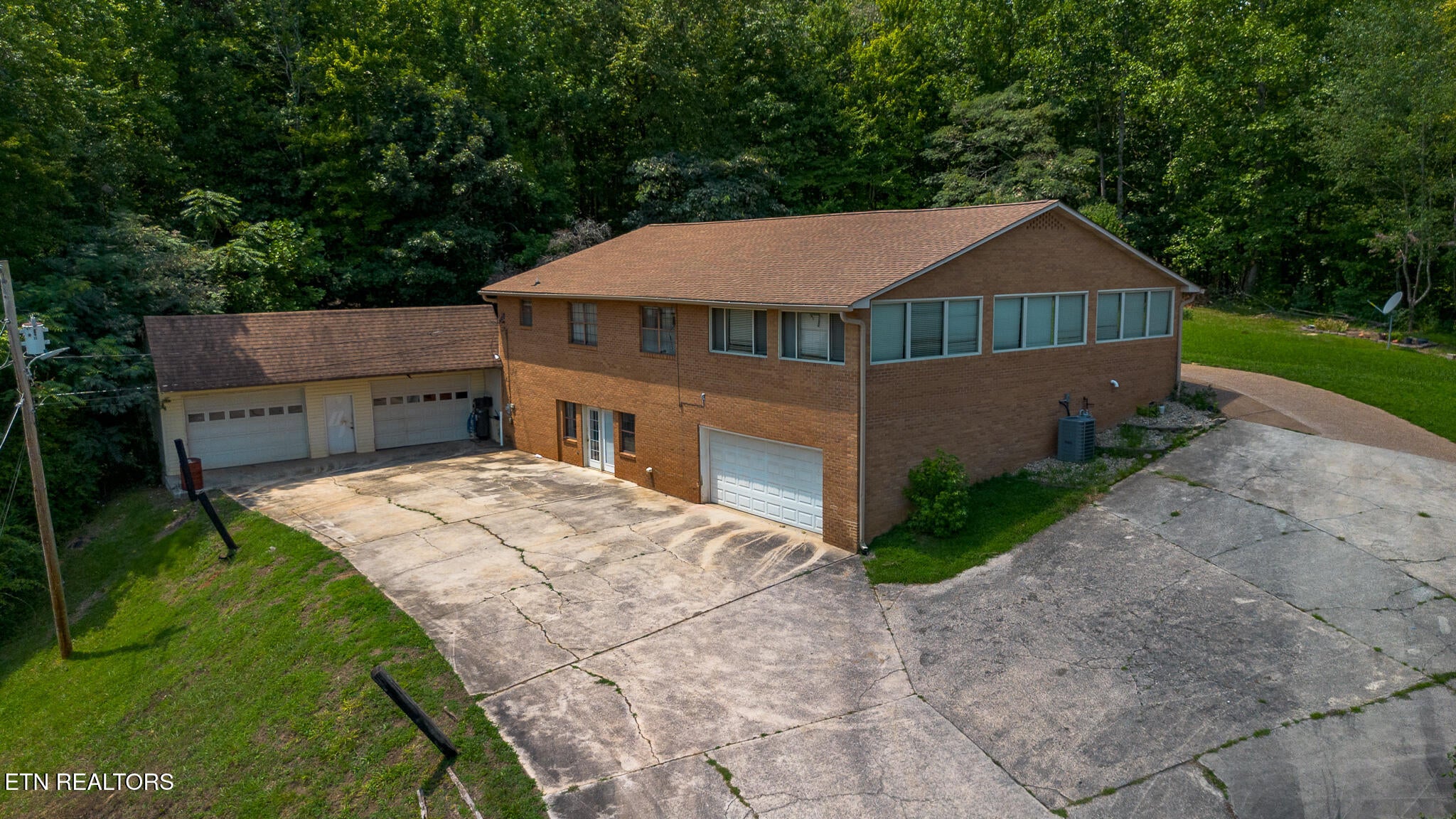 312 Woolsey Rd
