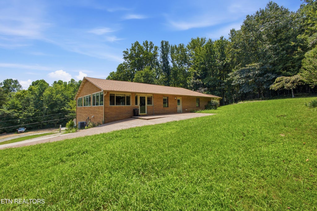 Photo of 312 Woolsey Rd, Harriman, TN 37748 (MLS # 1353216)