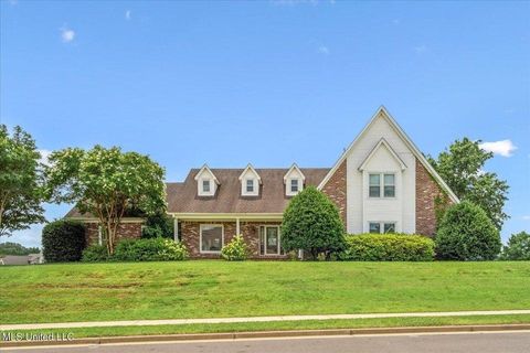 Photo of 6923 SILVER CLOUD CV, Olive Branch, MS 38654 (MLS # 10200500)