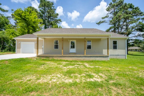 Photo of 231 CLAUSEL LN, Adamsville, TN 38310 (MLS # 10224829)