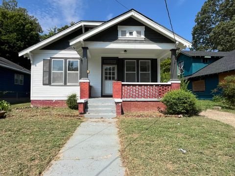 Photo of 1131 ROZELLE ST, Memphis, TN 38106 (MLS # 10209346)