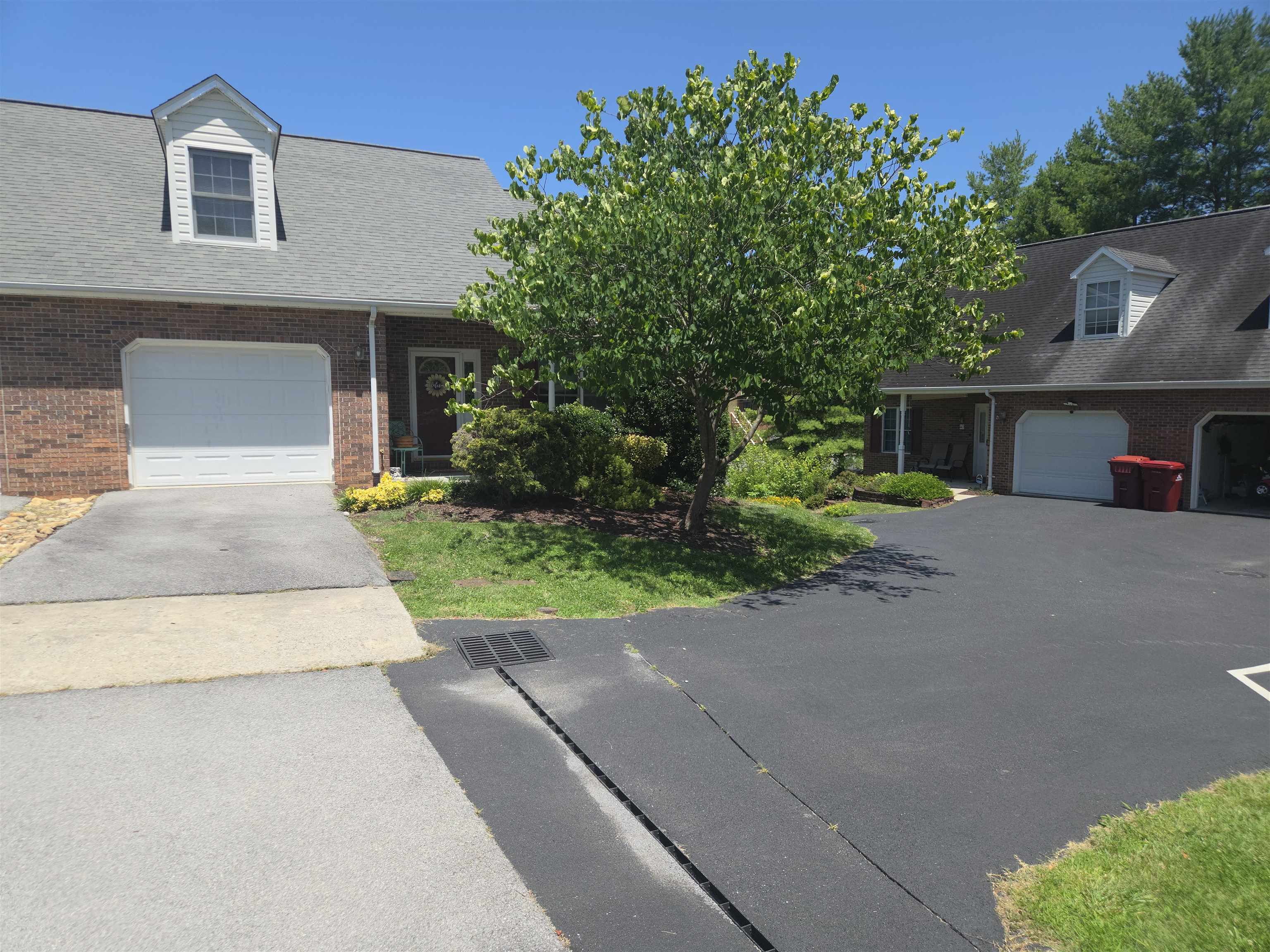 Photo 1 of 38 — 41 CHEROKEE RIDGE CT, Other, TN 37604