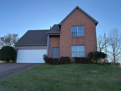 Photo of 2211 STONE STREAM DR, Memphis, TN 38016 (MLS # 10215265)