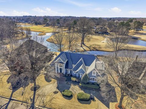 Photo of 2283 SHREWSBURY RUN E, Collierville, TN 38017 (MLS # 10215532)